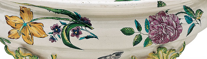 Picture: Tureen with flower decoration, detail